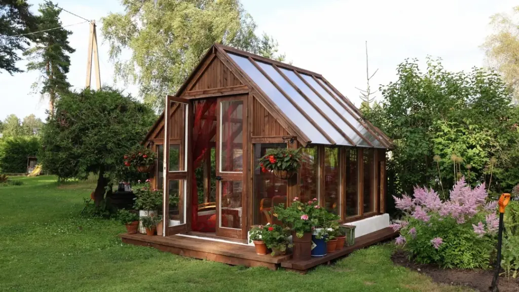 Do-It-Yourself She Shed